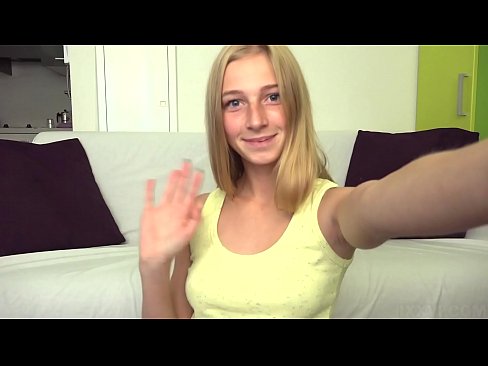 ❤️ Amikor unatkozom, lustán maszturbálom a rózsaszín puncimat... Pornó videó at hu.zoomporno.ru ️❤