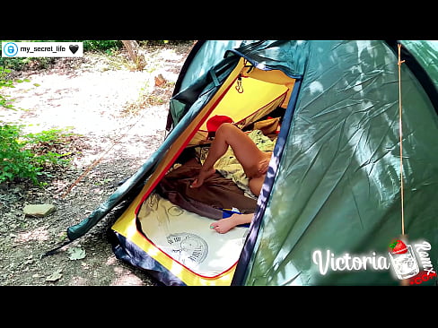 ❤️ Tented Stranger szenvedélyes kézimunkája a kamerában Pornó videó at hu.zoomporno.ru ️❤